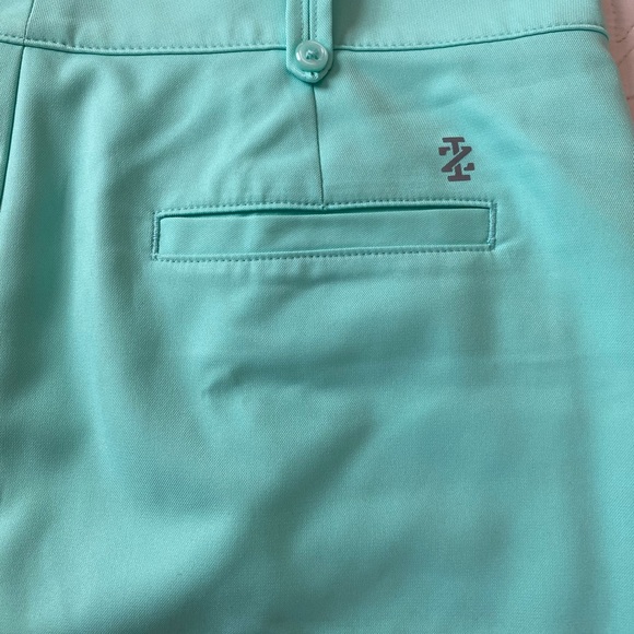 $10 SUMMER SALE Izod Golf skort - Picture 9 of 10